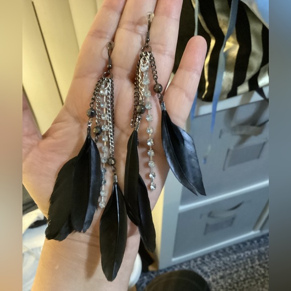 New Classic Black Authentic 3 Feather Earrings with Rhinestones - #188 - Picture 11 of 12